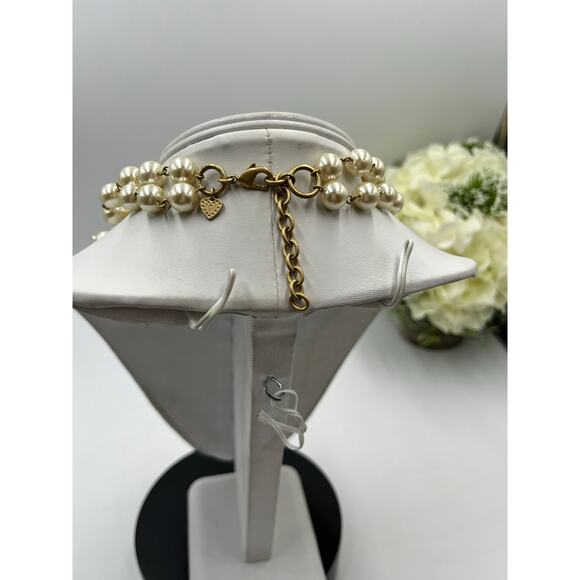 Stella and Dot Sophia MultiStrand Cluster Ivory Faux Pearl Bib Necklace - Picture 6 of 9